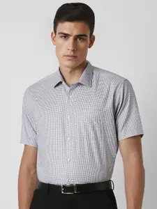 Van Heusen Men Spread Collar Micro Checked Cotton Formal Shirt