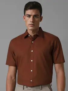 Louis Philippe Men Spread Collar Solid Cotton Formal Shirt