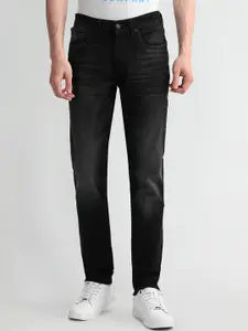 U.S. Polo Assn. Denim Co. Slim Tapered Jeans