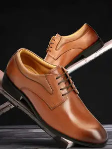 Varito Men Textured Lace-Ups Leather Formal Derbys