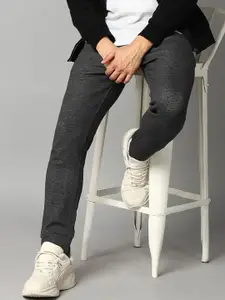 Alan Jones Men Solid Cotton Mid-Rise Joggers