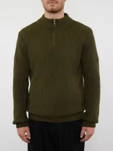 Trendyol Men Self Design Round Neck Sweatshirts