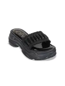 Catwalk Women Open Toe Flats