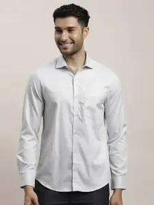 Turtle Men Standard Spread Collar Solid Cotton Slim Fit Formal Shirt
