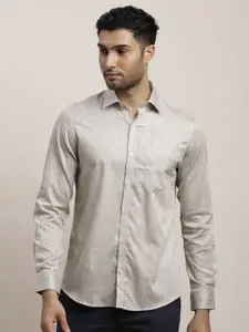 Turtle Men Standard Spread Collar Micro Ditsy Printed Cotton Slim Fit Casual Shirt