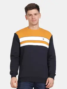 t-base Men Colourblocked Sweatshirt