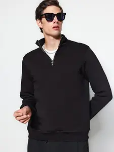 Trendyol Men Solid Mock Collar Sweatshirt