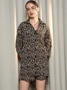 Berrylush Black Abstract Printed Longline Shirt With Mini Shorts