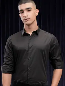 Highlander Men Jacquard Textured Solid Regular Fit Casual Shirt