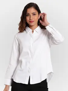 Indietoga Women Classic Spread Collar Solid Polycotton Slim Fit Formal Shirt