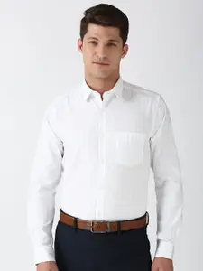 Peter England Elite Men Spread Collar Vertical Striped Cotton Slim Fit Formal Shirt