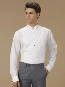 Aldeno Men India Slim Wingtip Collar Solid Cotton Slim Fit Formal Shirt