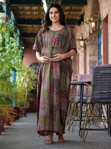 Aujjessa Ethnic Motifs Printed Batwing Sleeve Maternity Kaftan Maxi Dress