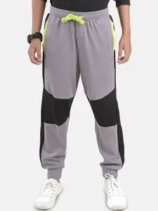 KiddoPanti Boys Pure Cotton Mid Rise Joggers