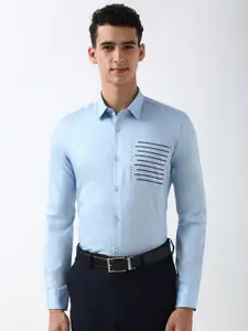 Peter England Men Spread Collar Solid Cotton Slim Fit Formal Shirt