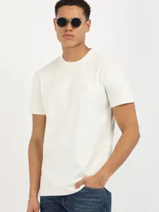 Calvin Klein Jeans Men Solid Round Neck Cotton T-Shirt
