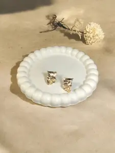 Niska Gold-Plated Contemporary Studs