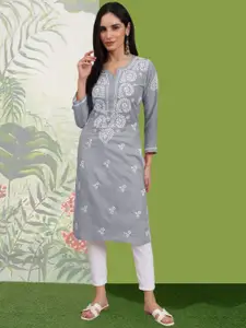 PARAMOUNT CHIKAN Women Embroidered Lucknowi Chikankari Cotton Kurta
