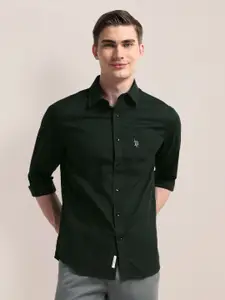 U.S. Polo Assn. Men Classic Cutaway Collar Solid Cotton Casual Shirt