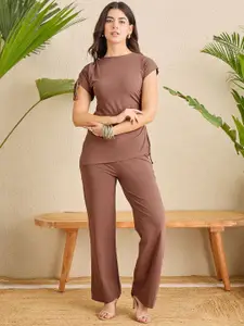 Avanday Round Neck T-Shirt & Trouser