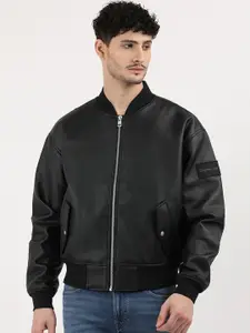 Calvin Klein Jeans Men Windcheater Quilted Jacket with Patchwork