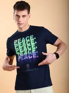 HIGHLANDER Men Navy Blue Typography Printed Pockets Slim Fit T-shirt