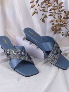 Metro Women Embellished Wedge Heeled Sandals