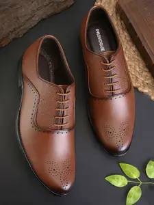 Provogue Men Textured Formal Oxfords