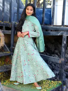 Aks Kids Girls Bandhani Printed Ready To Wear Lehenga & Blouse With Dupatta