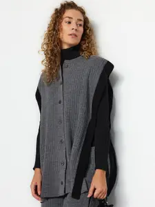 Trendyol Colourblocked Top & Trousers