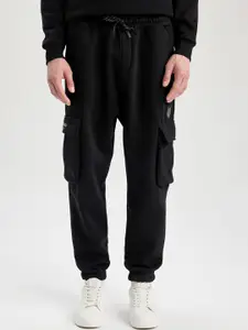 DeFacto Men Regular Fit Joggers Trousers