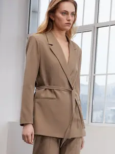 Trendyol Notched Lapel Open Front Blazer