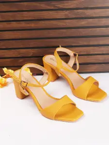 DressBerry Textured Block Sandals with Buckles