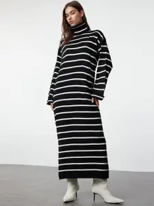 Trendyol Striped Long Sleeves Maxi Dress