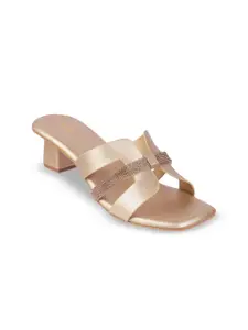 Mochi Block Sandals with Buckles