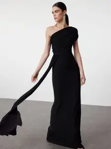 Trendyol Solid One Shoulder Maxi Dress