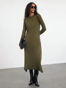 Trendyol Women Solid Bell Sleeve Midi Dress