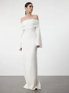 Trendyol Off-Shoulder Flared Sleeve Maxi Dress