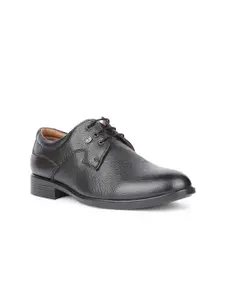 LIBERTY S201 05 Men Solid Formal Derby Shoes