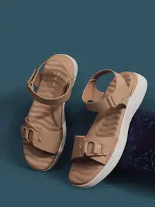 Bata comfit Women Printed Thong Flip-Flops