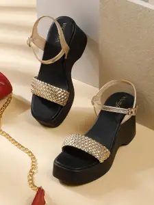 VALIOSAA Ethnic Wedge Sandals