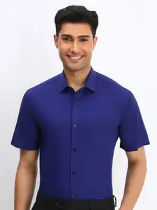 Allen Solly Men Slim Fit Opaque Formal Shirt