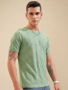 HIGHLANDER Men Knitted Textured Round Neck Tshirt