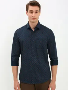 Allen Solly Men Spread Collar Micro Ditsy Printed Cotton Slim Fit Casual Shirt
