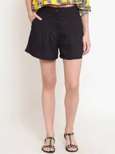 Sera Women Solid Regular Fit Shorts
