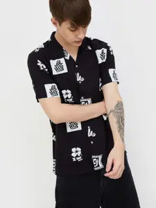 Fame Forever by Lifestyle Men Spread Collar Abstract Printed Casual Shirt