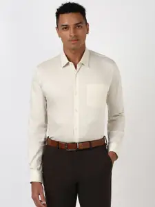 Peter England Men Spread Collar Micro Ditsy Printed Cotton Slim Fit Formal Shirt