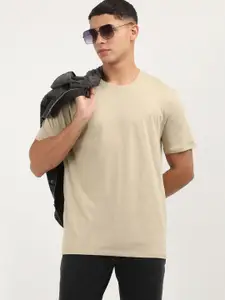 Calvin Klein Jeans Men V-Neck Raw Edge T-shirt