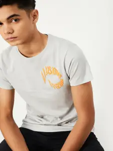 max Boys Typography Printed Round Neck Cotton T-Shirt