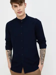 Fame Forever by Lifestyle Men Mandarin Collar Solid Cotton Slim Fit Casual Shirt